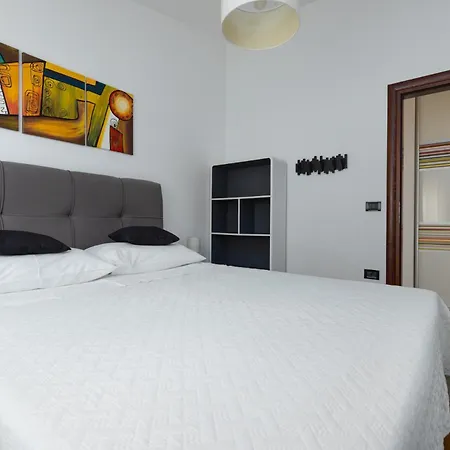 Toni & Julija Lejlighed *