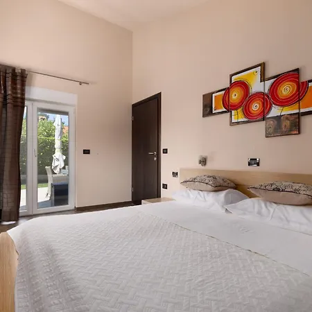 Toni & Julija Apartamento *