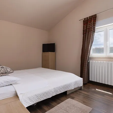 Apartamento Toni & Julija